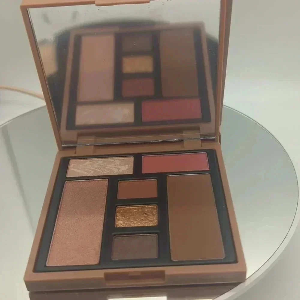NIB Ciate London Brazilian Glow Face Palette in Medium Dark